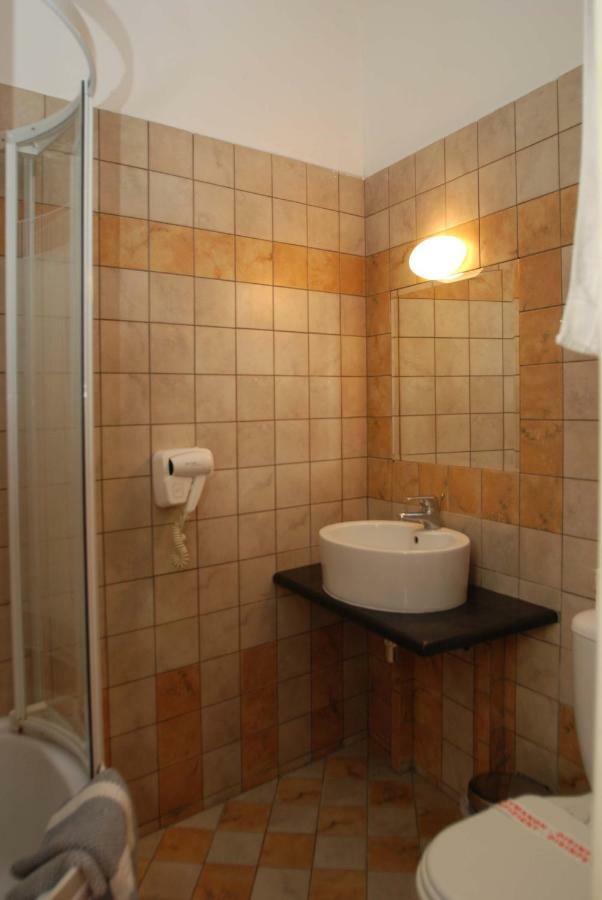 Allotino Pension Nafplio Bagian luar foto